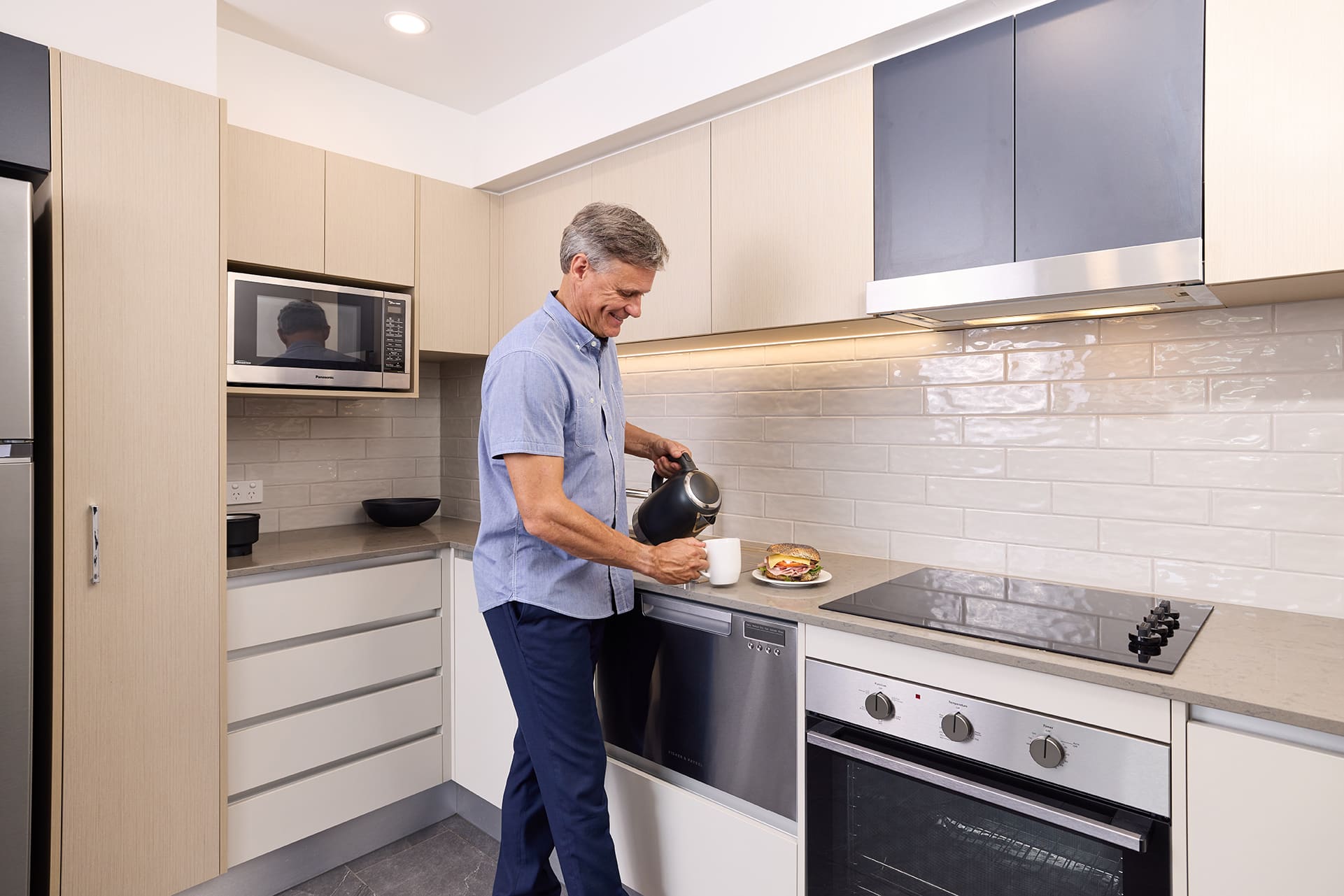Southport Motel & Apartments | Gold Coast | Work, Business & Corporate Accommodation