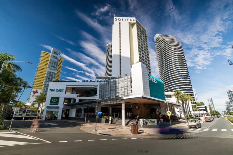 Southport Motel & Apartments | Accommodation near Oasis Shopping Centre Gold Coast