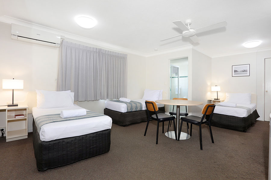 Southport Motel & Apartments | Affordable Motel Accommodation | 3 Single Beds